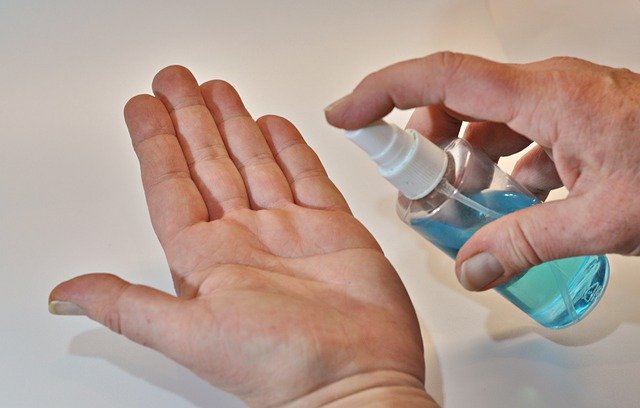 Arpa: prodotte 8 tonnellate di gel igienizzante per forze dell'ordine e personale sanitario 