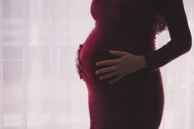 Coronavirus: 14 ostetriche rispondono alle future mamme 