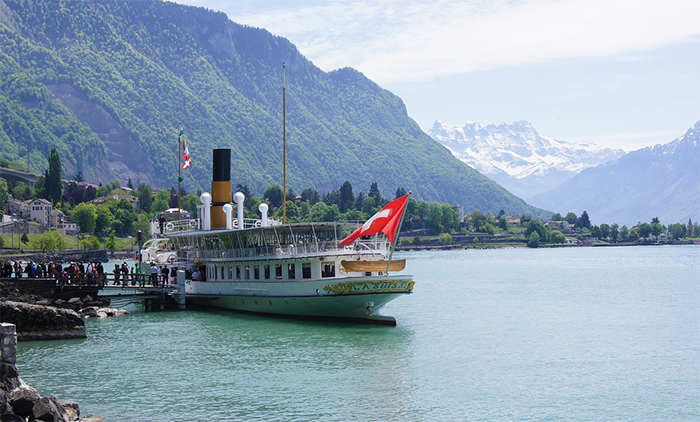 Idee per aiutare il commercio ed il turismo, Walter Finkbohner ci spiega cosa avviene in Svizzera