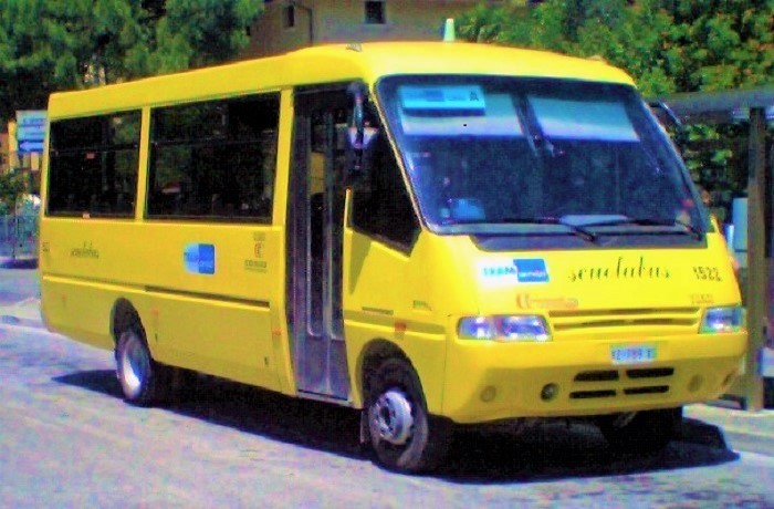 Scuolabus, Uncem sui 15 minuti a pieno carico: “Nei territori montani serve deroga rispetto a meteo e percorso"