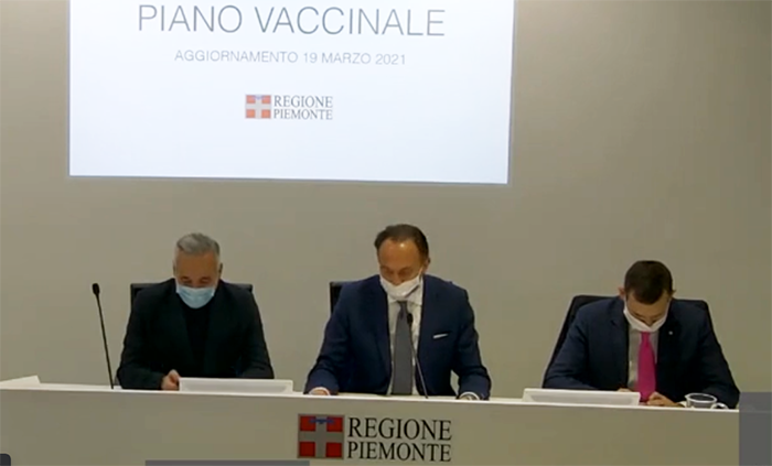 Cirio presenta l’aggiornamento della campagna vaccinale con AstraZeneca: "Nubi dissolte. Dal 29 marzo via agli over70"