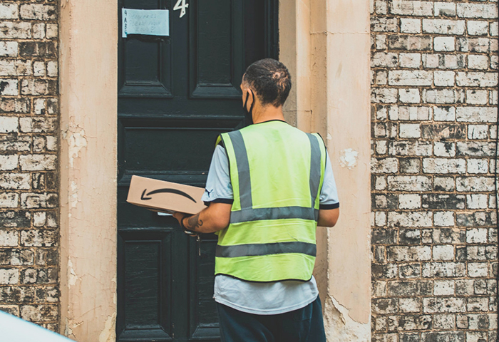 Niente consegne Amazon per lo sciopero dei lavoratori: il sostegno della politica   