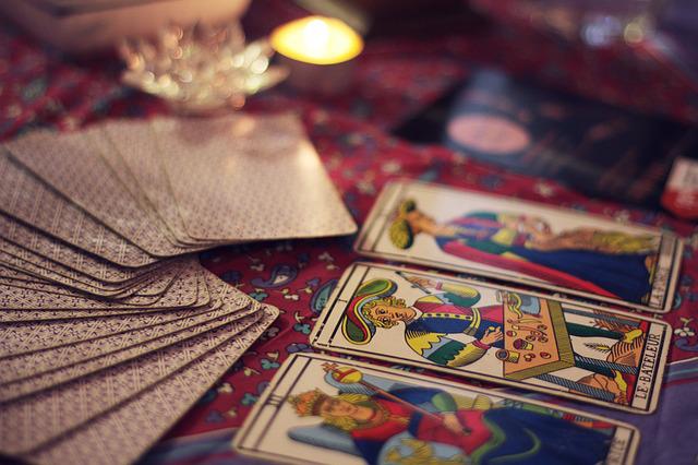 L’oroscopo e l’astrologia nella legge italiana: ce ne parla Carlo Crapanzano 