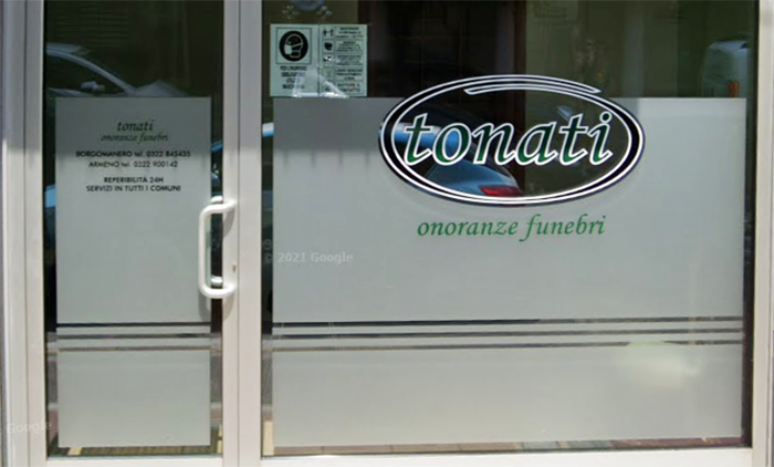 I manifesti mortuari di Tonati Onoranze Funebri sui necrologi di Borgomanero24