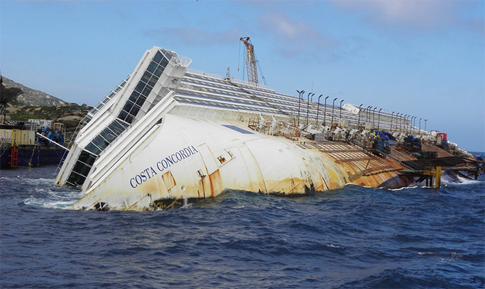 Coniugi domesi in causa da dieci anni per i danni subiti con il naufragio della Costa Concordia: "A marzo una nuova udienza"