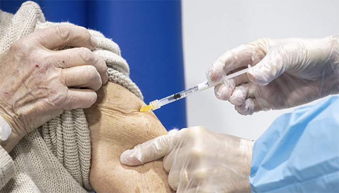 Per l'Epifania 34.313 vaccinati in Piemonte. A 4.563 è stata somministrata la prima dose