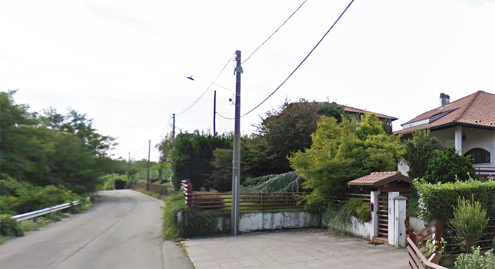 Borgomanero: senso unico alternato in via Giromini per posa di cavi elettrici