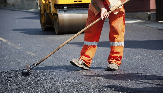 Trecate: riprendono il 4 settembre i lavori di asfaltatura di corso Roma