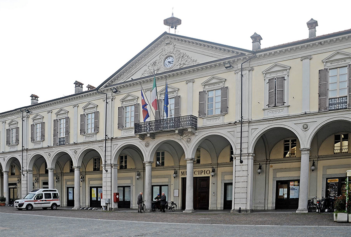 Rinnovo della collaborazione tra Trecate, Parrocchia e centro Caritas
