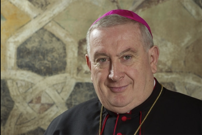 Gli auguri di Natale del vescovo Franco Giulio Brambilla ai fedeli della diocesi