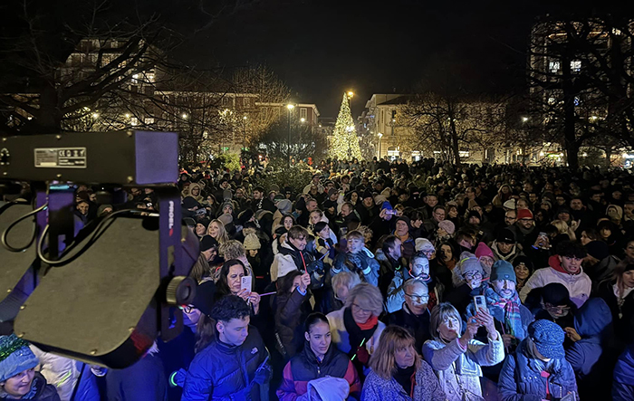 Un successone il primo Capodanno a Lago ad Arona. Gusmeroli entusiasta: rifaremo