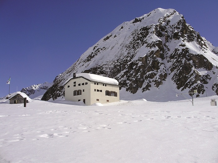 Niente ristori ai rifugi montani: Uncem chiede al Governo di intervenire