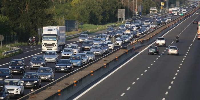Con la Fase-2 torna il traffico: autostrade e statali all’80%