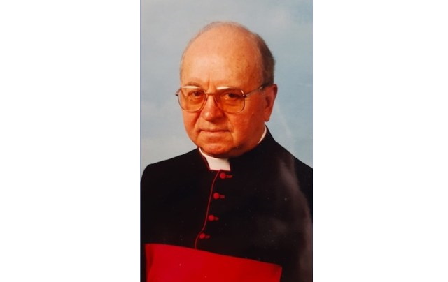 Addio a monsignor Cardano, ex parroco di Feriolo e decano dei sacerdoti di Novara