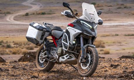 Esclusiva presentazione della Ducati V4 Rally, la regina dell'enduro