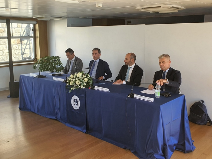 Navigazione, tornano i passeggeri e si lavora a una nuova flotta green