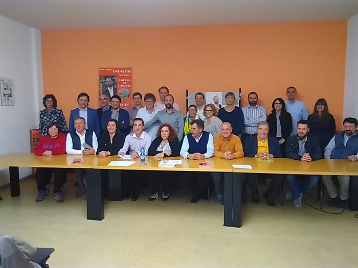 Mauro Empolesi presenta le liste che sostengono la sua candidatura: “Omegna si cambia” e “Omegna si può, dai quartieri alla città”.
