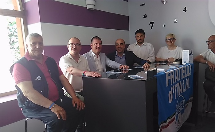 Songa (FdI) replica a Moscatiello: “Restiamo stupiti da questa posizione antidemocratica”