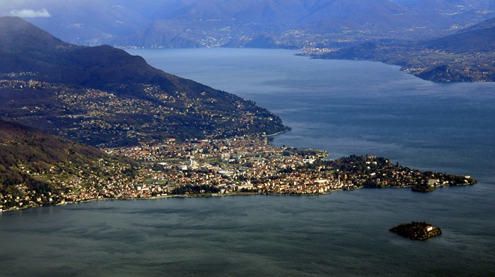 Appuntamento di “Un paese a sei corde” alla biblioteca di Verbania