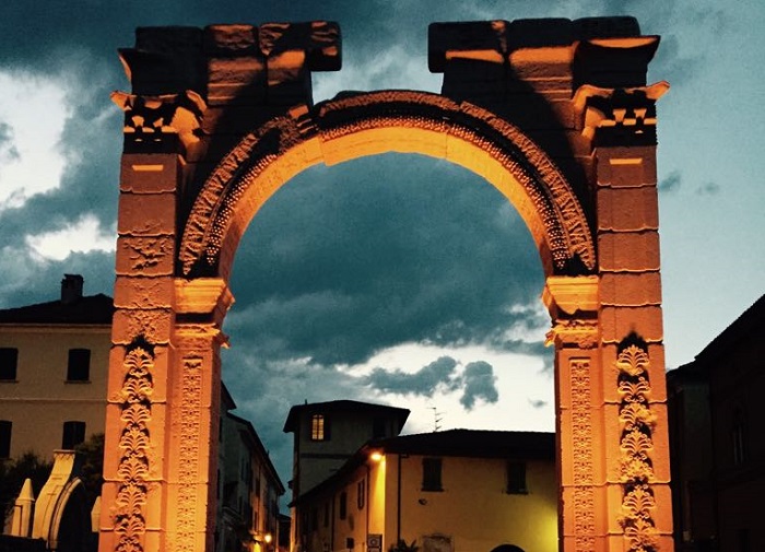 Arona: riproduzione 3D dell'Arco di Palmira. Nuova scenografia