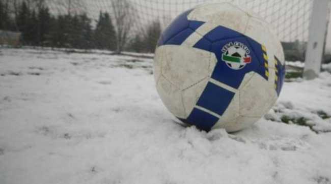 Sospesa tutta l'attività calcistica a livello regionale