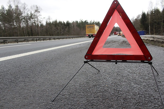 A4: incidente fra due mezzi pesanti