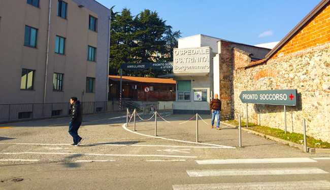 Incidente fra due auto: una persona ferita