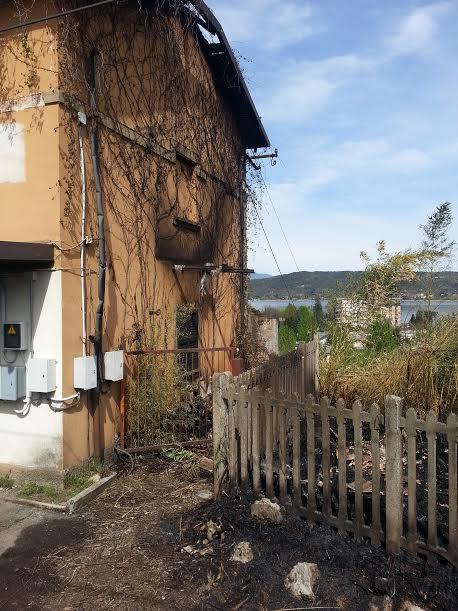 Fiamme alla stazione ferroviaria