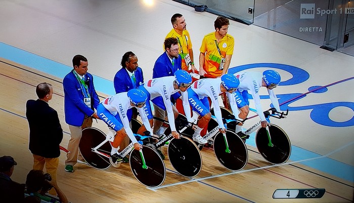 L’Italia di Ganna quinta nelle qualificazioni e in lizza per il bronzo olimpico (foto)