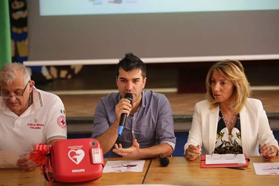 Il Cantante della Solidarietà ancora in tv. Su Mediaset l’appello pro defibrillatore