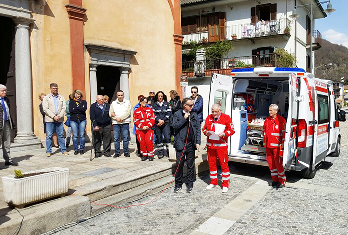 Inaugurata la nuova ambulanza della Croce Rossa di Piedimulera, è costata 94 mila euro. Fotogallery