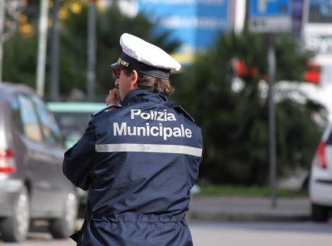 Ritrovato dai vigili l’autocarro rubato in Comune. Denunciato 44enne