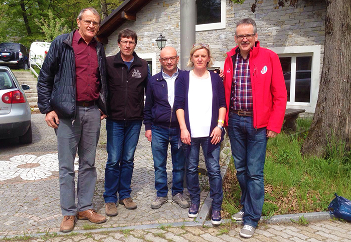 La raclette protagonista dell'incontro italosvizzero a Trontano. Video e Fotogallery