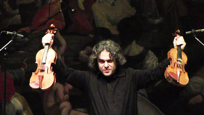 Il “Salotto Rosso” di Paganini a Domo giovedì 5 con Andrea Cardinale