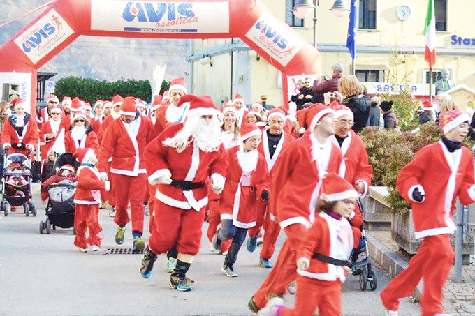 Corsa dei “Babbi Natale”, domenica a Domo 