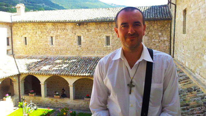 Da Radio Maria a Villadossola per parlare di Gesù. Appuntamento con Diego Manetti