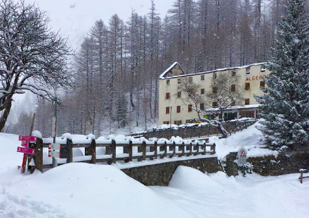Pericolo valanga, chiusa la strada per il Devero