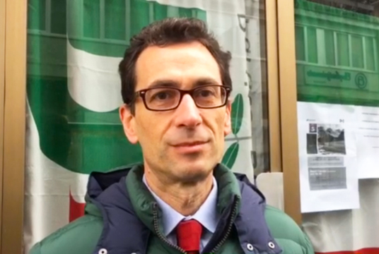 Corsa alle primarie del Pd, gazebo di Lux. “Nessun problema, abbiamo le firme”. Videointervista