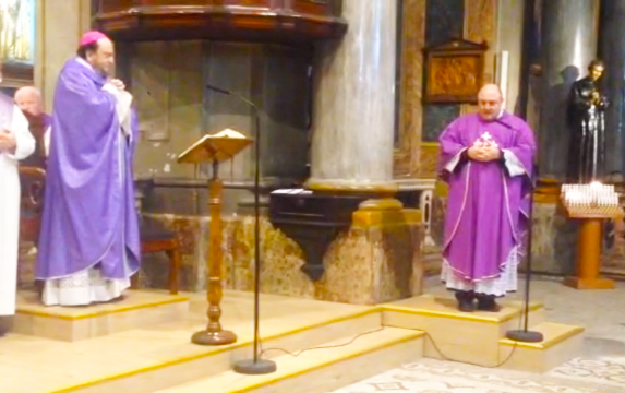 Gremita la Collegiata domese per la Festa della Cella di Rosmini. Videointerviste