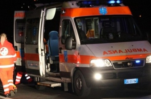 Botte al deejay minorenne: a processo titolare di discoteca