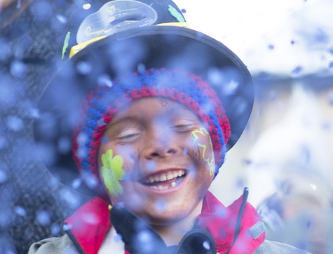 Carnevale: A Domo vietato vendere, ed usare, bombolette spray filanti o con la schiuma