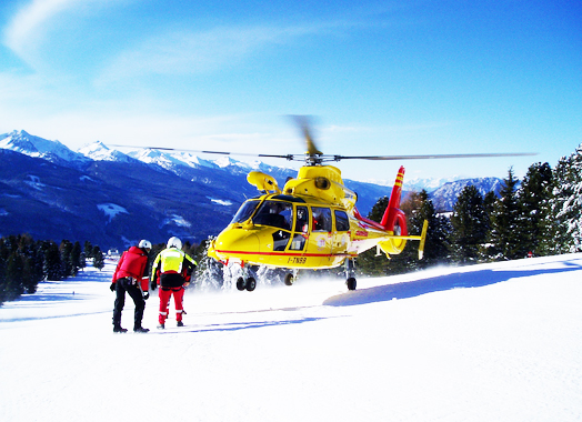 Scialpinista si frattura una gamba al Cazzola. Intervento del soccorso