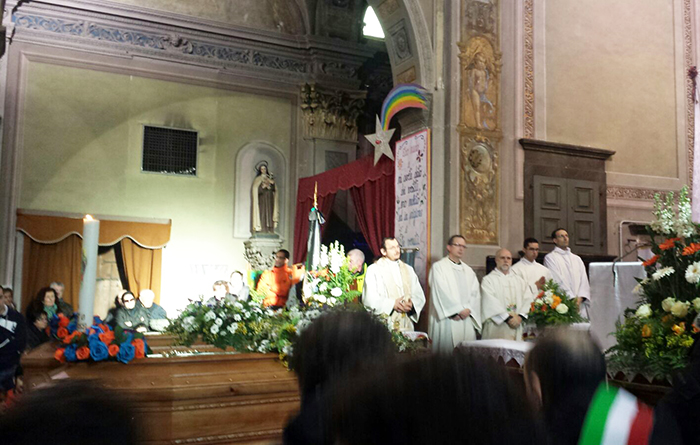 L'addio a Davide e Manuel, due ossolani veri. Video e foto