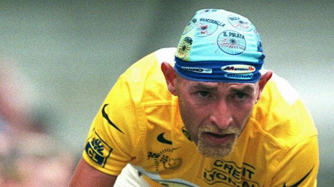 Un giudice “verbanese” riapre l’inchiesta sulla morte di Pantani