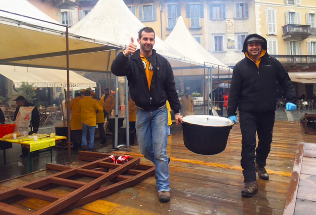 Carnevale: domenica a Domo polenta e salamini, sfilata, matrimonio e tombolone