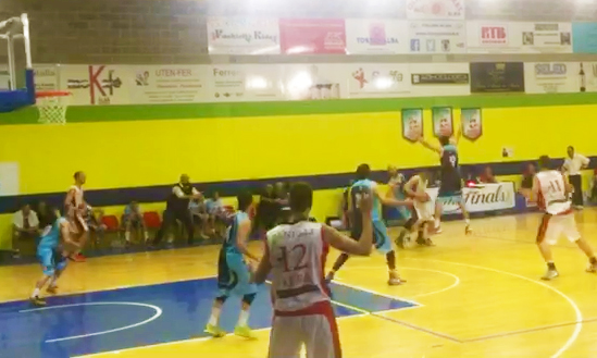Poli Opposti Cipir sconfitta anche in gara tre contro Alba per 66-53. Ora serve l'impresa. Video