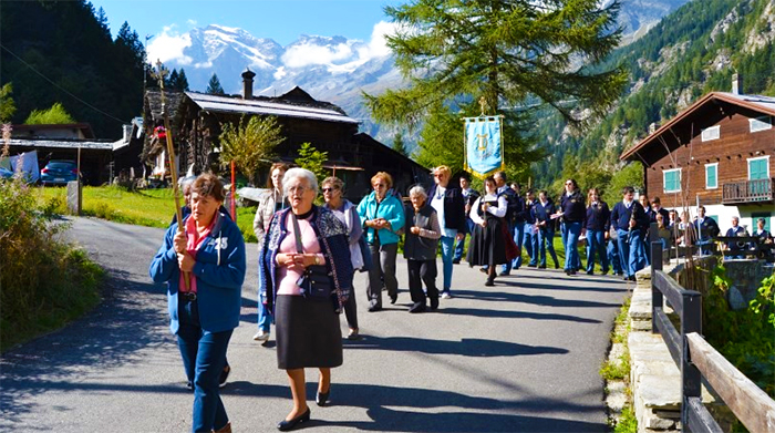 Macugnaga: festa in onore della Madonna del Rosario a Borca e Fornarelli
