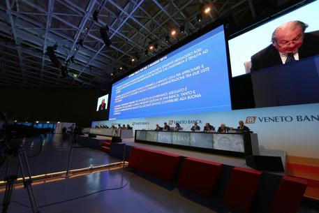Ribaltone in Veneto Banca. Sconfitto il cda uscente. Ambrosini presidente