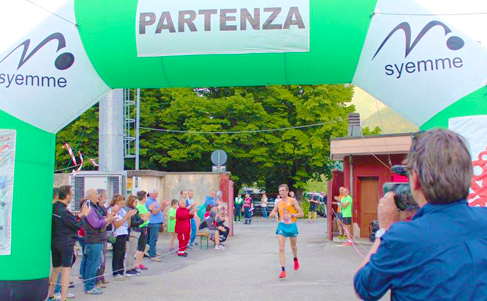 Un successo, con 220 iscritti, la prima edizione de "La rossa corre di notte" della Cri domese