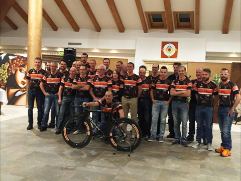 Presentato l'Ossola Cycling Team. Testimonial d'eccezione Max Blardone